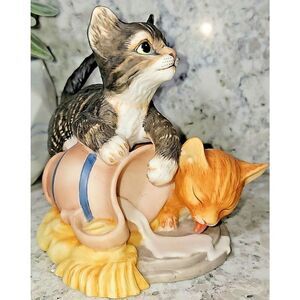 Mischief By Gail Ferretti Figurine Kittens Spilling Milk 1986‎ Franklin Mint VTG